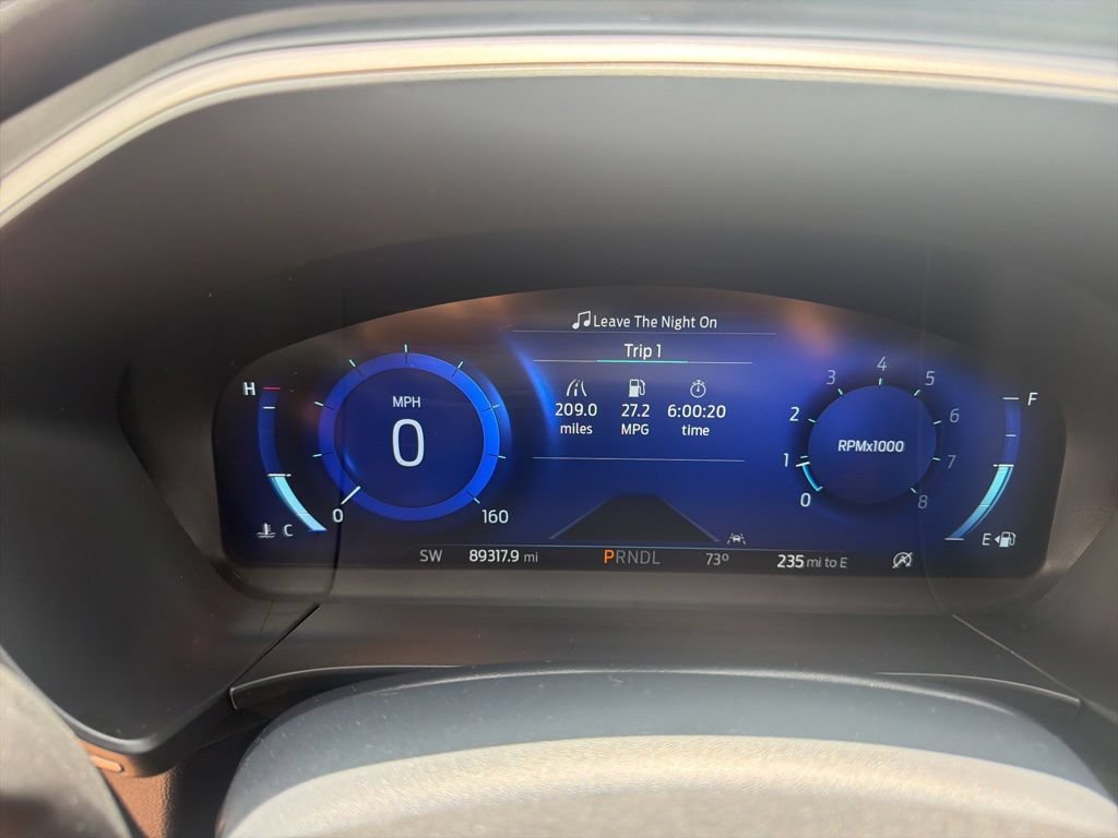 Certified 2022 Ford Escape SEL w/ SEL Stealth AWD Package image 30