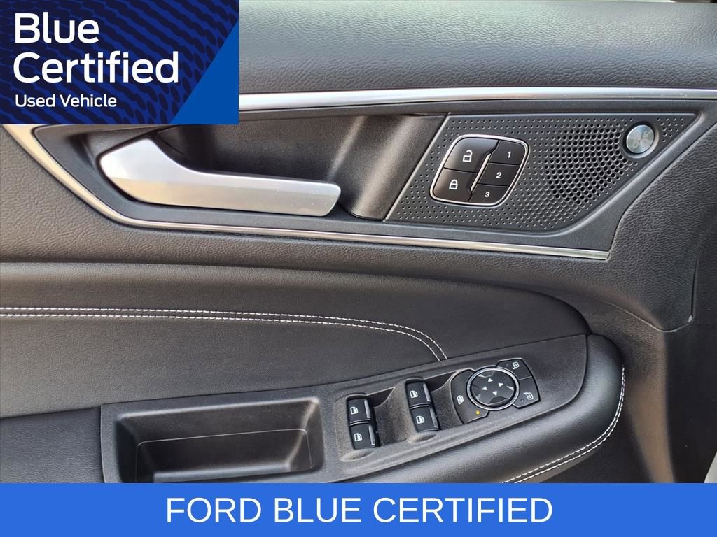 Certified 2023 Ford Edge Titanium image 24