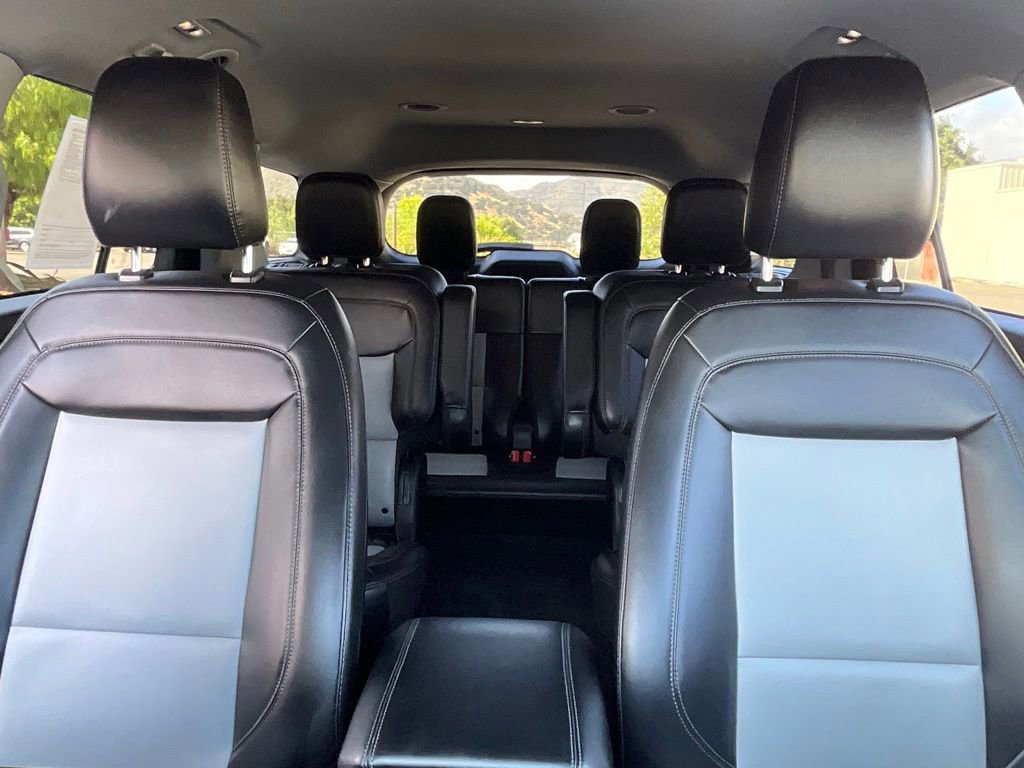 Certified 2022 Ford Explorer XLT w/ Equipment Group 202A image 53