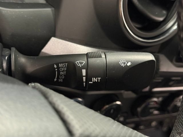 Used 2020 Toyota Tacoma TRD Sport w/ TRD Premium Sport Package AWD/4WD image 22
