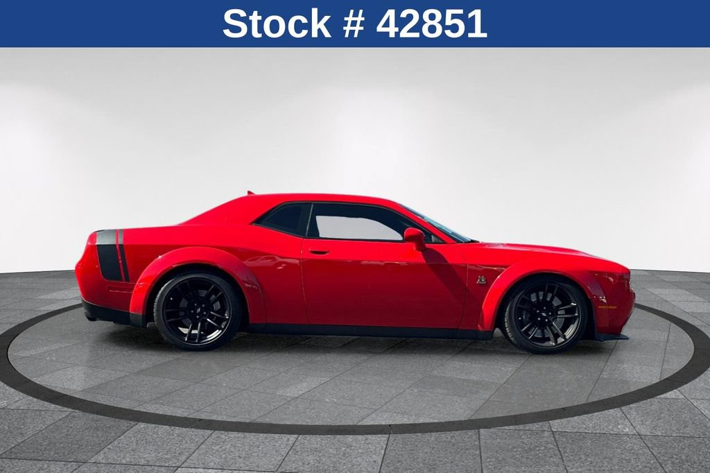 Used 2022 Dodge Challenger R/T Scat Pack RWD image 4