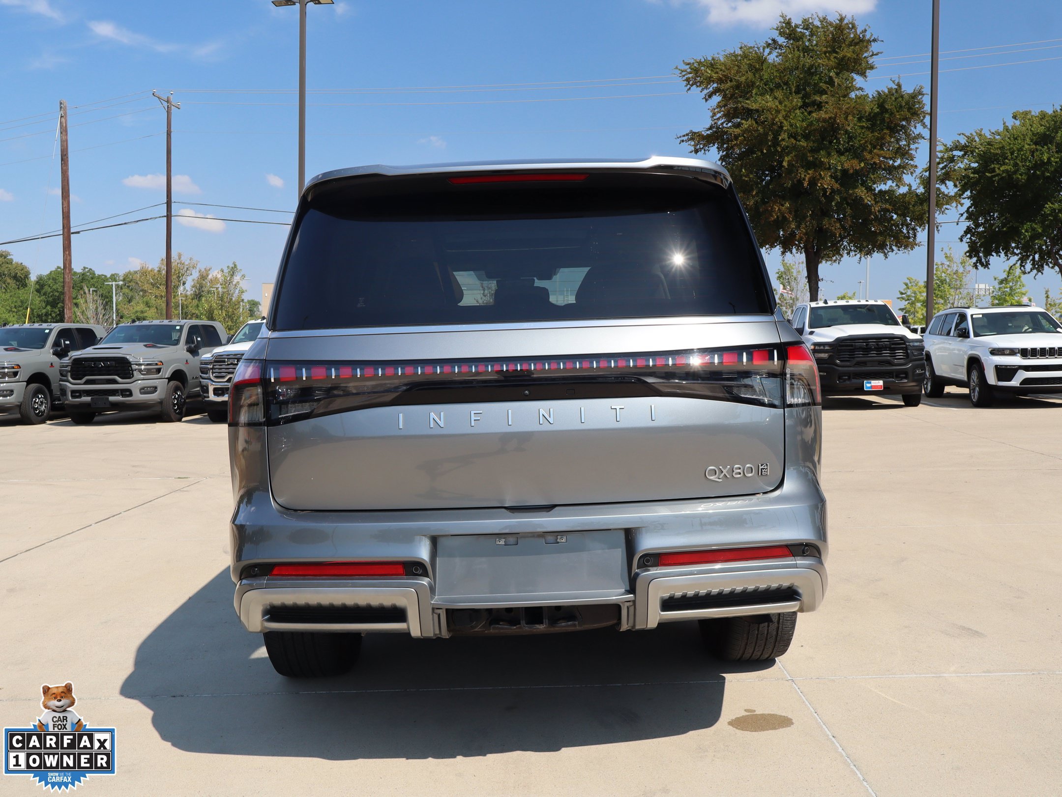 Used 2025 INFINITI QX80 Sensory AWD/4WD image 4