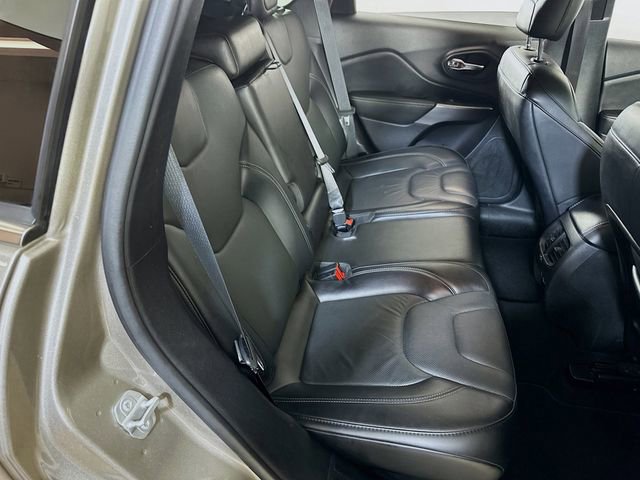 Used 2021 Jeep Cherokee Latitude Lux w/ Comfort/Convenience Group image 15