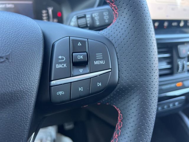 Certified 2024 Ford Escape ST-Line Select w/ Tech Pack #1 AWD/4WD image 11