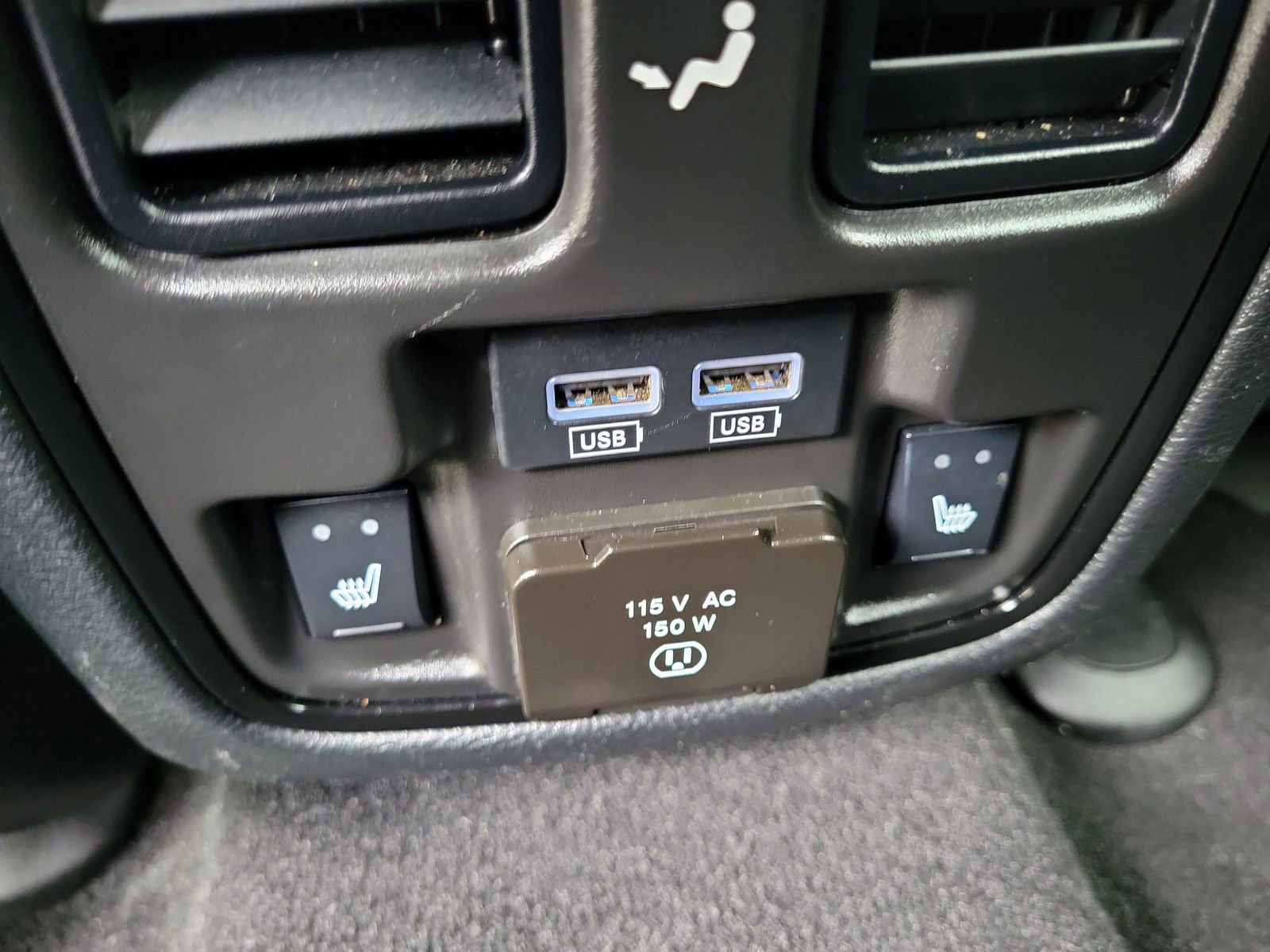 Used 2024 Dodge Durango GT AWD/4WD image 14