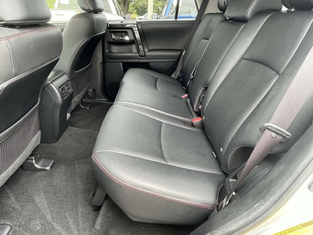 Used 2024 Toyota 4Runner TRD Off-Road Premium image 12