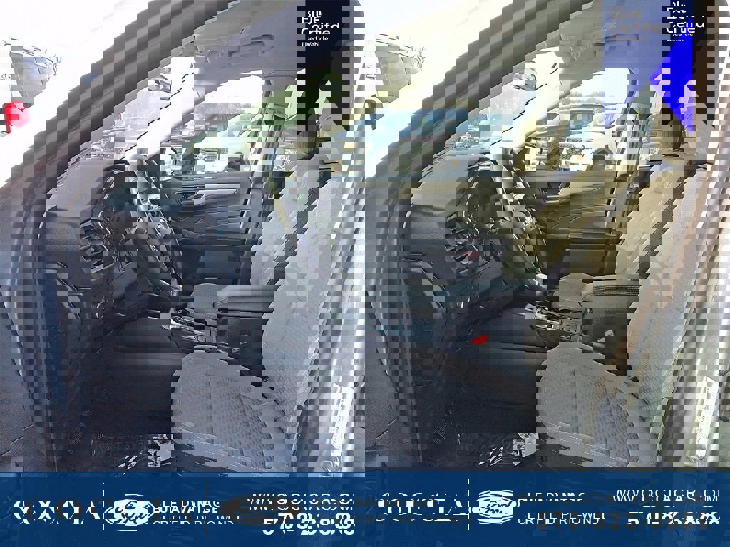 Certified 2022 Ford Escape SE w/ Cold Weather Package image 13