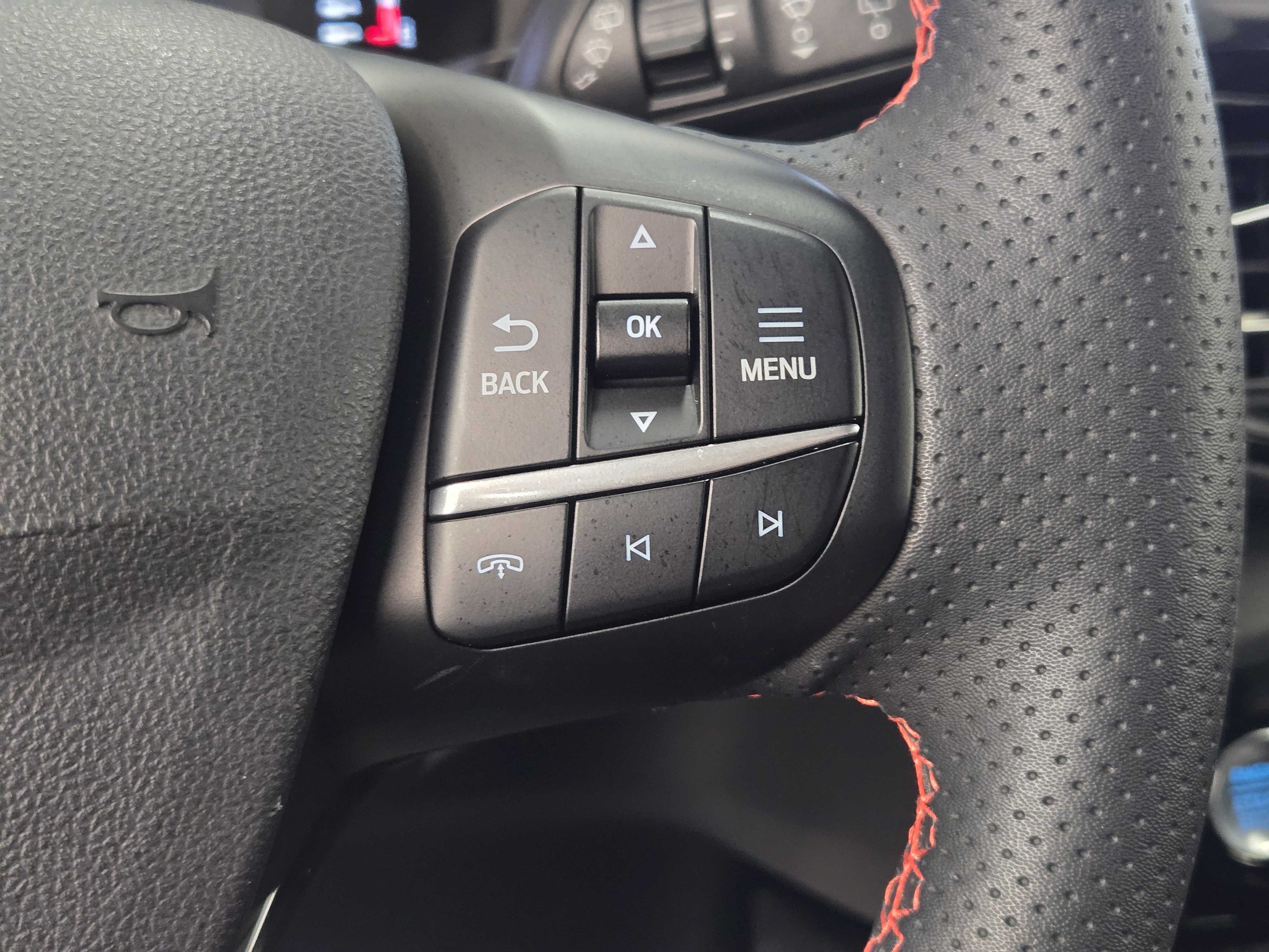 Certified 2023 Ford Escape ST-Line w/ Tech Pack #1 FWD image 28