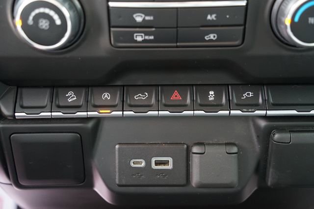 Used 2022 Chevrolet Silverado 1500 Custom Trail Boss AWD/4WD image 15