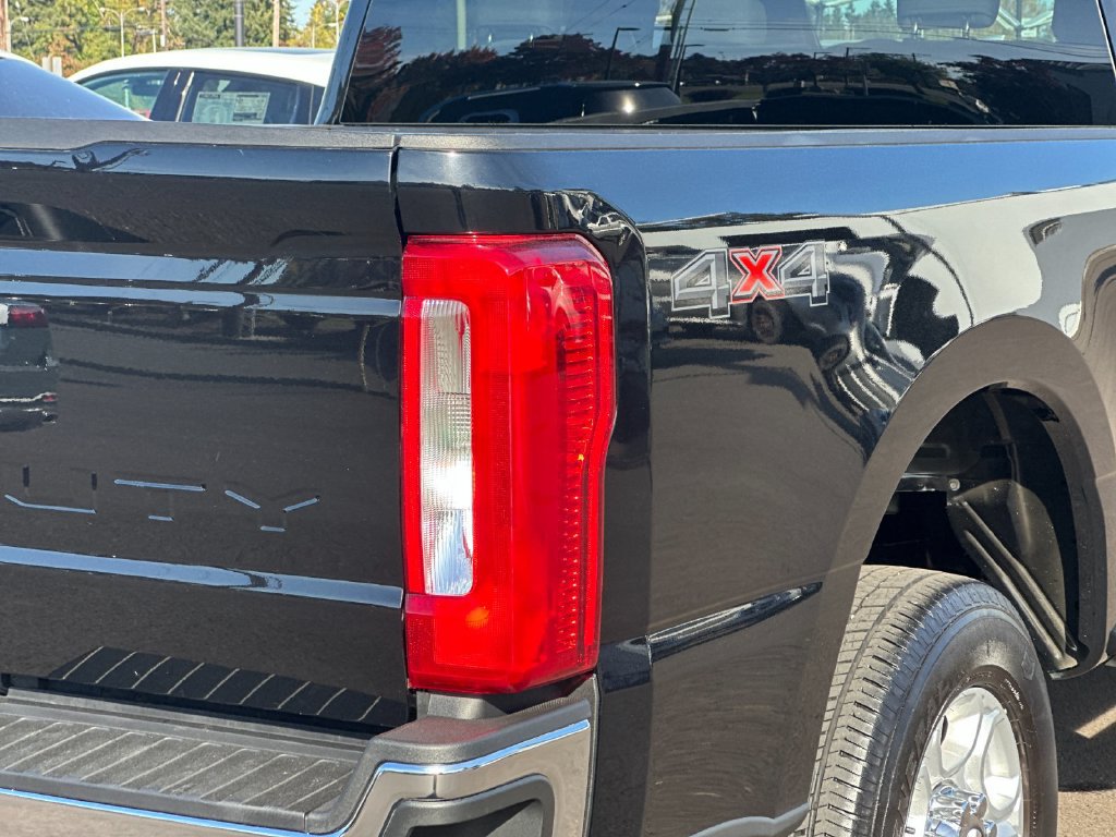 Certified 2026 Ford F250 XLT AWD/4WD image 24