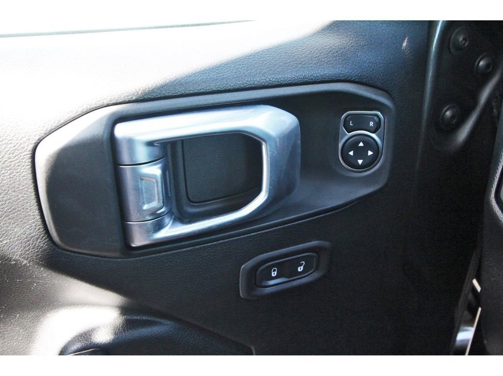 Used 2022 Jeep Gladiator Sport image 23