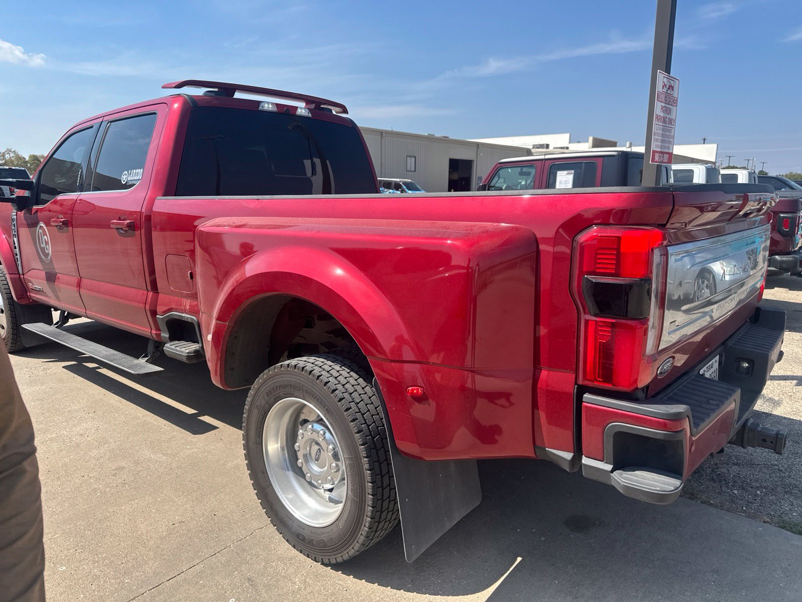 Certified 2024 Ford F450 Platinum w/ FX4 Off-Road Package AWD/4WD image 3