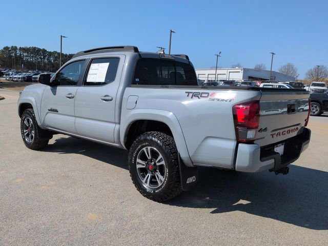Used 2019 Toyota Tacoma TRD Sport image 2