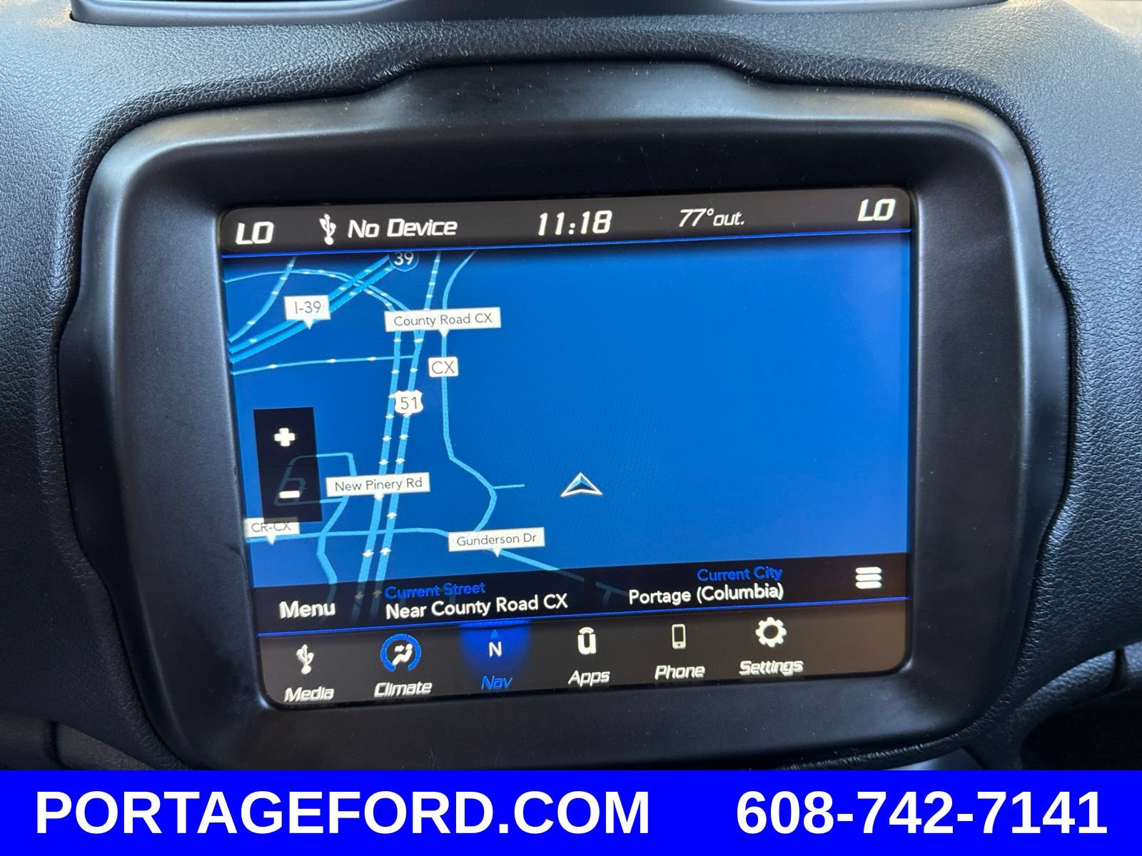 Used 2023 Jeep Renegade Latitude AWD/4WD image 17