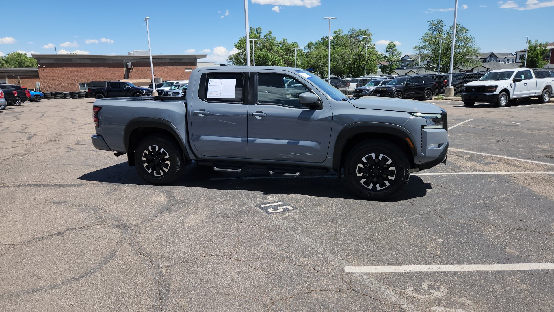 Used 2023 Nissan Frontier PRO-4X w/ Pro Convenience Package AWD/4WD image 13