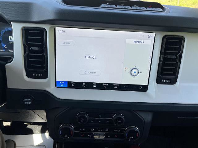 Certified 2025 Ford Bronco Heritage Edition AWD/4WD image 17