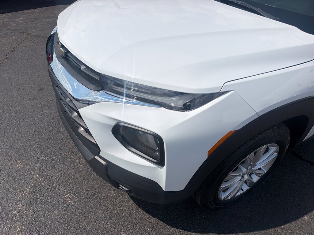 Used 2021 Chevrolet TrailBlazer LS FWD image 16