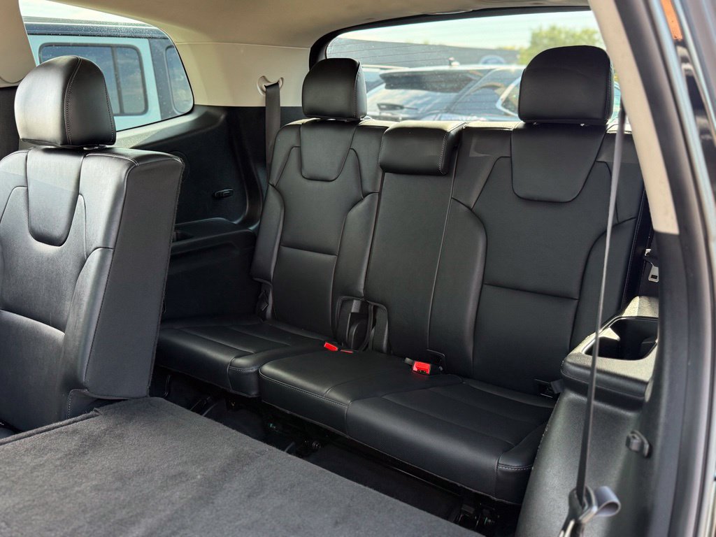 Used 2022 Kia Telluride LX AWD/4WD image 17
