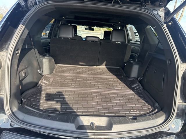 Certified 2018 Ford Explorer XLT w/ Equipment Group 202A image 15