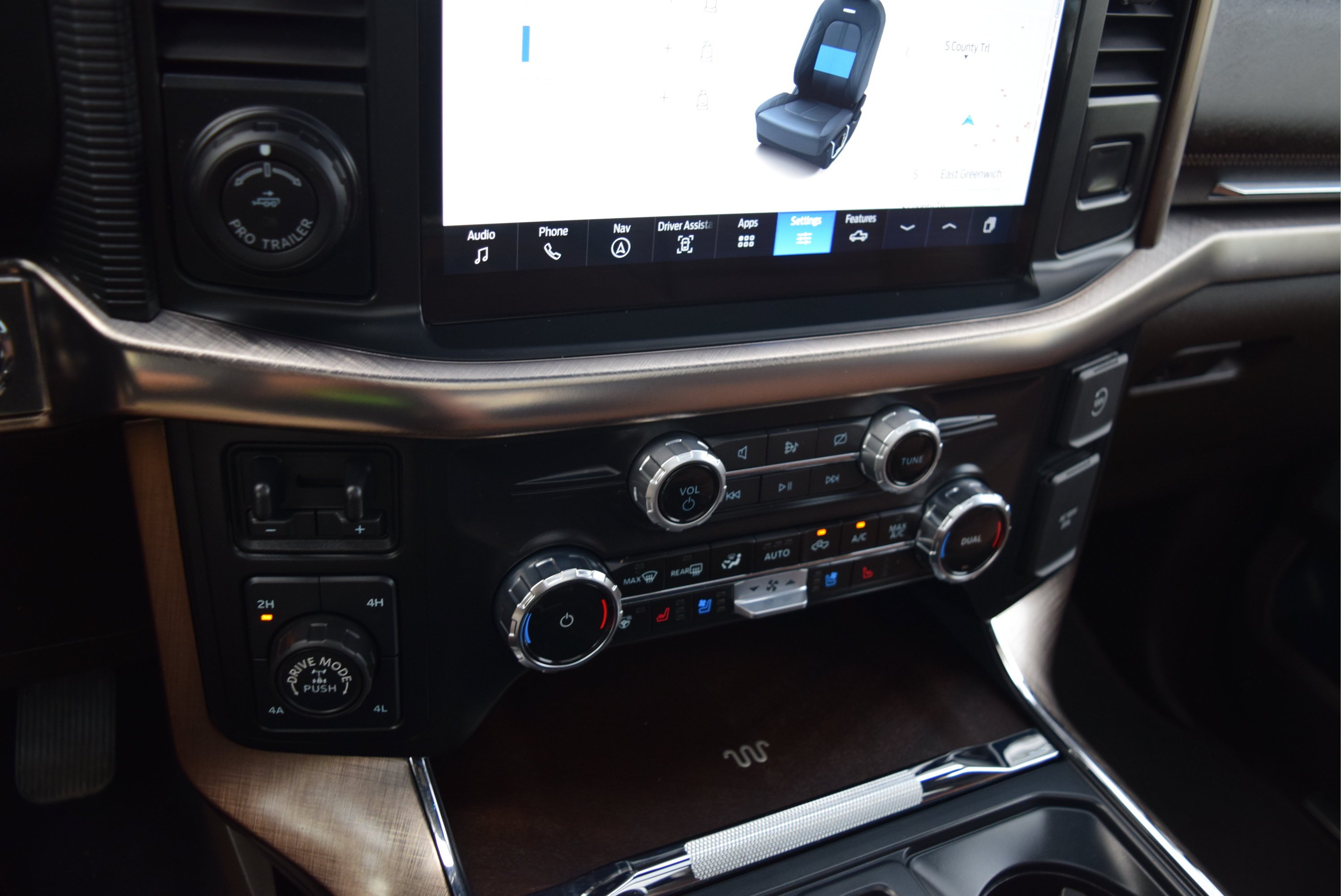 Certified 2024 Ford F150 King Ranch AWD/4WD image 19