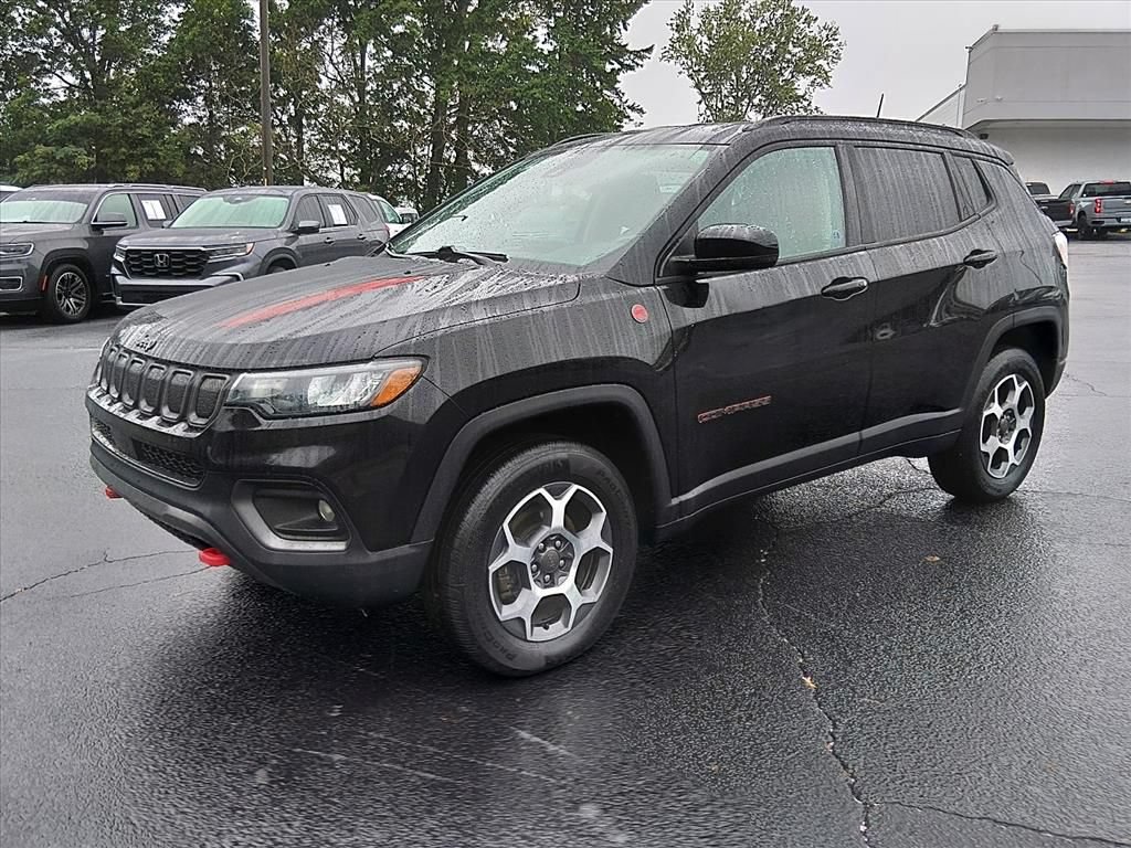 Used 2022 Jeep Compass Trailhawk w/ Trailhawk Convenience Group AWD/4WD image 8