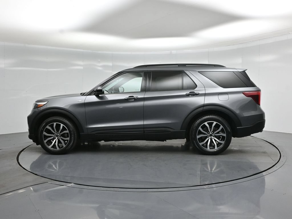 Certified 2022 Ford Explorer ST-Line w/ Class IV Trailer Tow Package AWD/4WD image 23