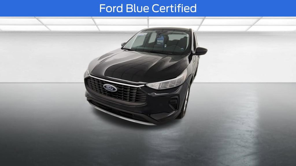 Certified 2023 Ford Escape Active image 2