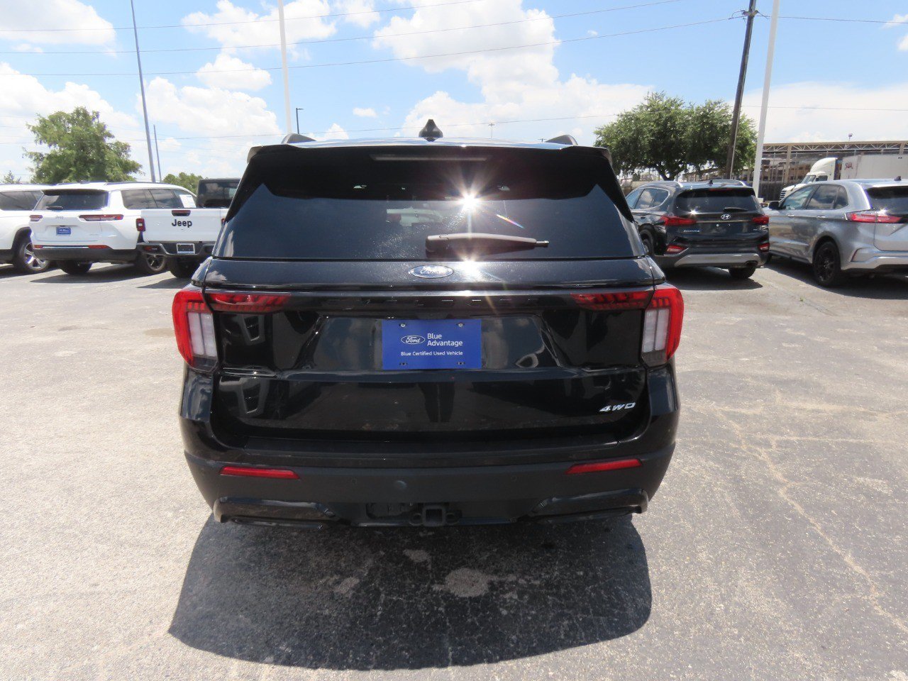 Certified 2025 Ford Explorer ST-Line AWD/4WD image 13