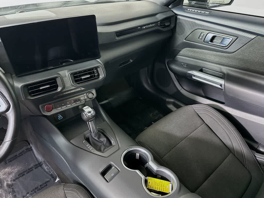 Certified 2024 Ford Mustang Coupe RWD image 10