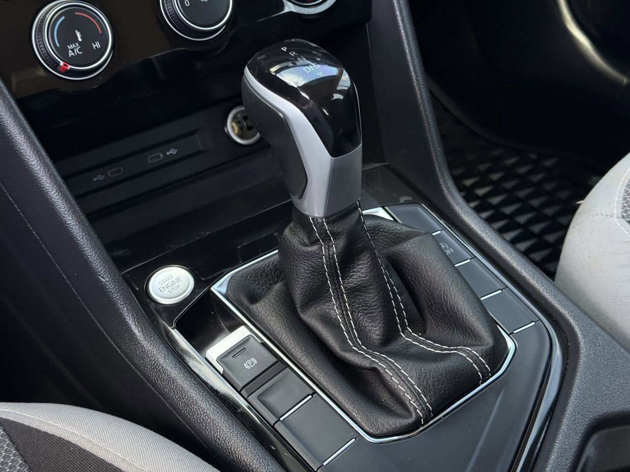 Used 2024 Volkswagen Taos S FWD image 20