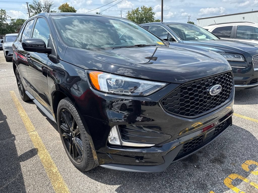 Certified 2024 Ford Edge ST-Line AWD/4WD image 8