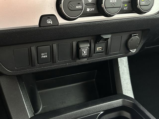 Used 2021 Toyota Tacoma SR5 image 23