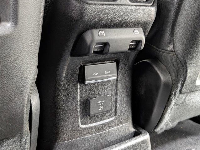 Used 2019 Jeep Wrangler Unlimited Rubicon w/ Safety Group AWD/4WD image 14