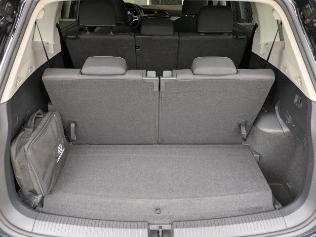 Used 2022 Volkswagen Tiguan S image 20