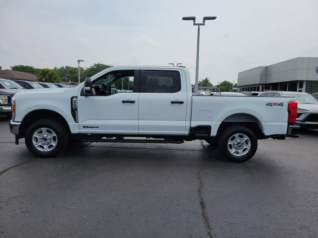 Certified 2026 Ford F250 XLT AWD/4WD image 7