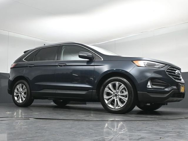Certified 2024 Ford Edge Titanium AWD/4WD image 37