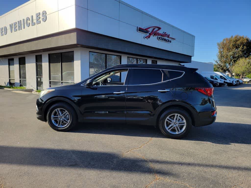 Used 2017 Hyundai Santa Fe Sport FWD image 2