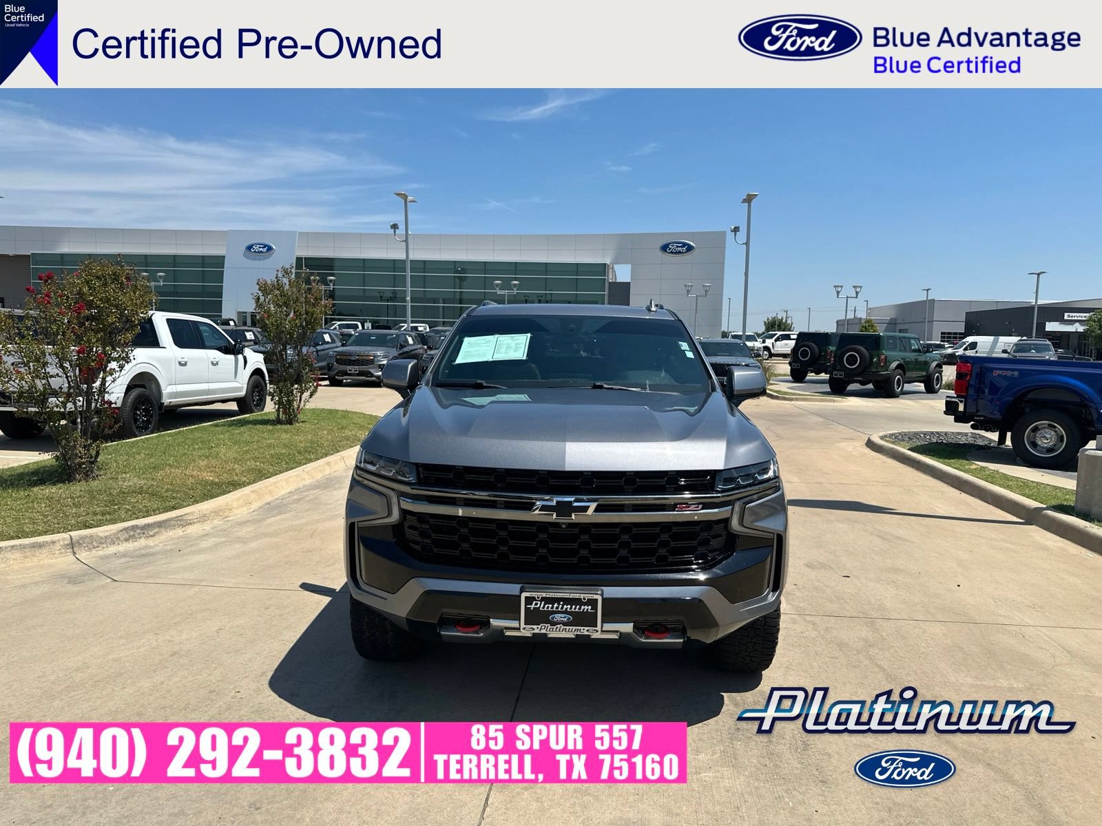 Used 2022 Chevrolet Tahoe Z71 w/ Luxury Package AWD/4WD image 9