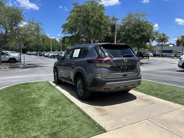 Used 2023 Nissan Rogue S AWD/4WD image 8