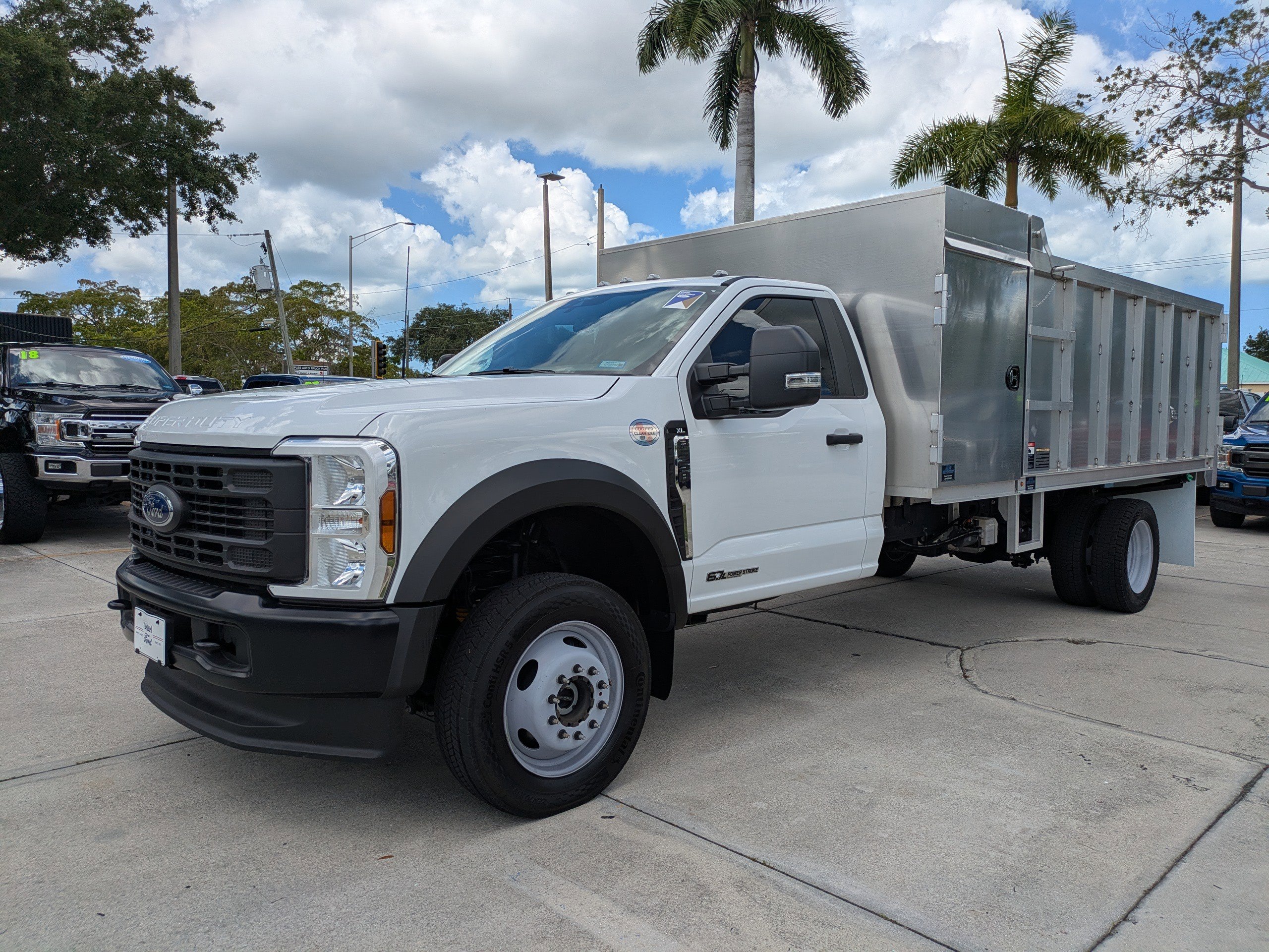 Certified 2024 Ford F550 4x4 Regular Cab Super Duty image 7