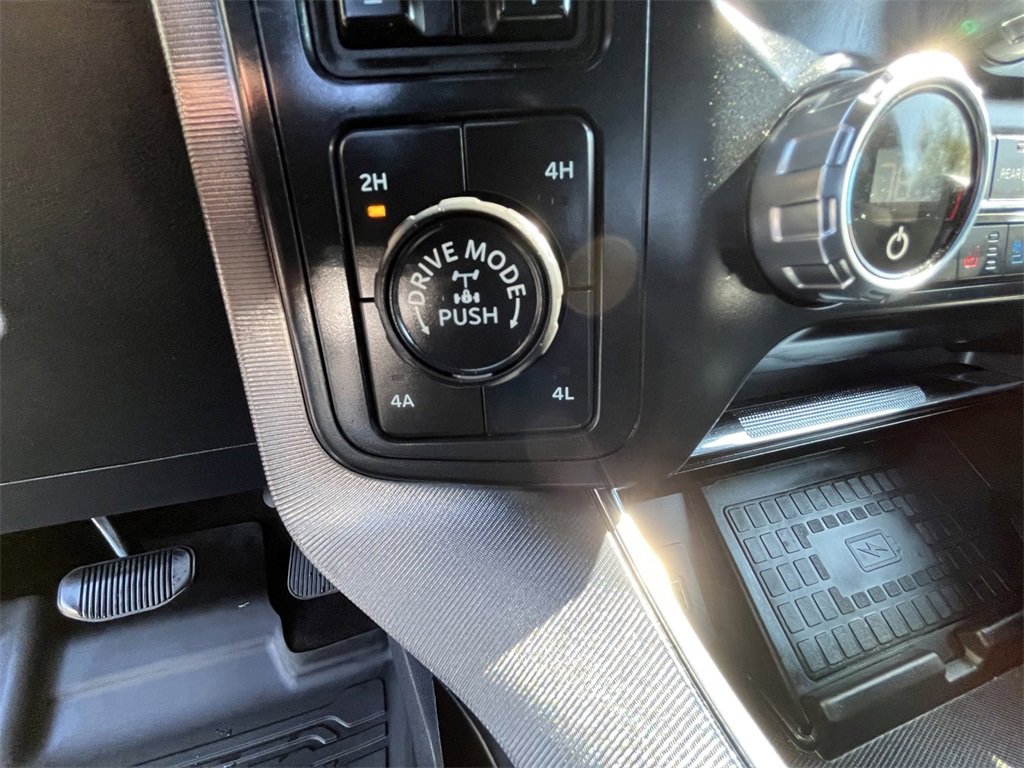 Certified 2021 Ford F150 Platinum w/ Equipment Group 701A High image 13