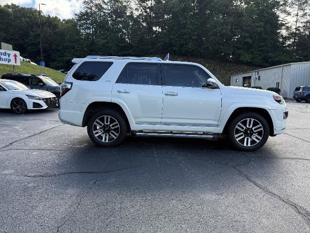 Used 2023 Toyota 4Runner Limited AWD/4WD image 7
