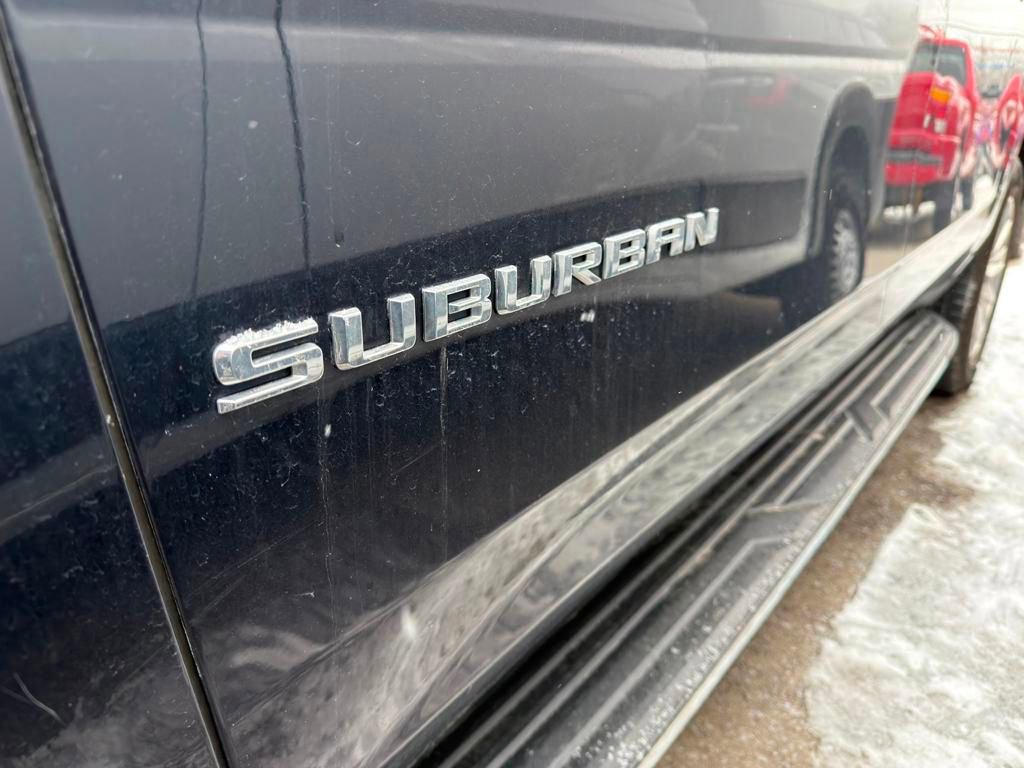 Used 2023 Chevrolet Suburban Premier w/ Max Trailering Package image 32