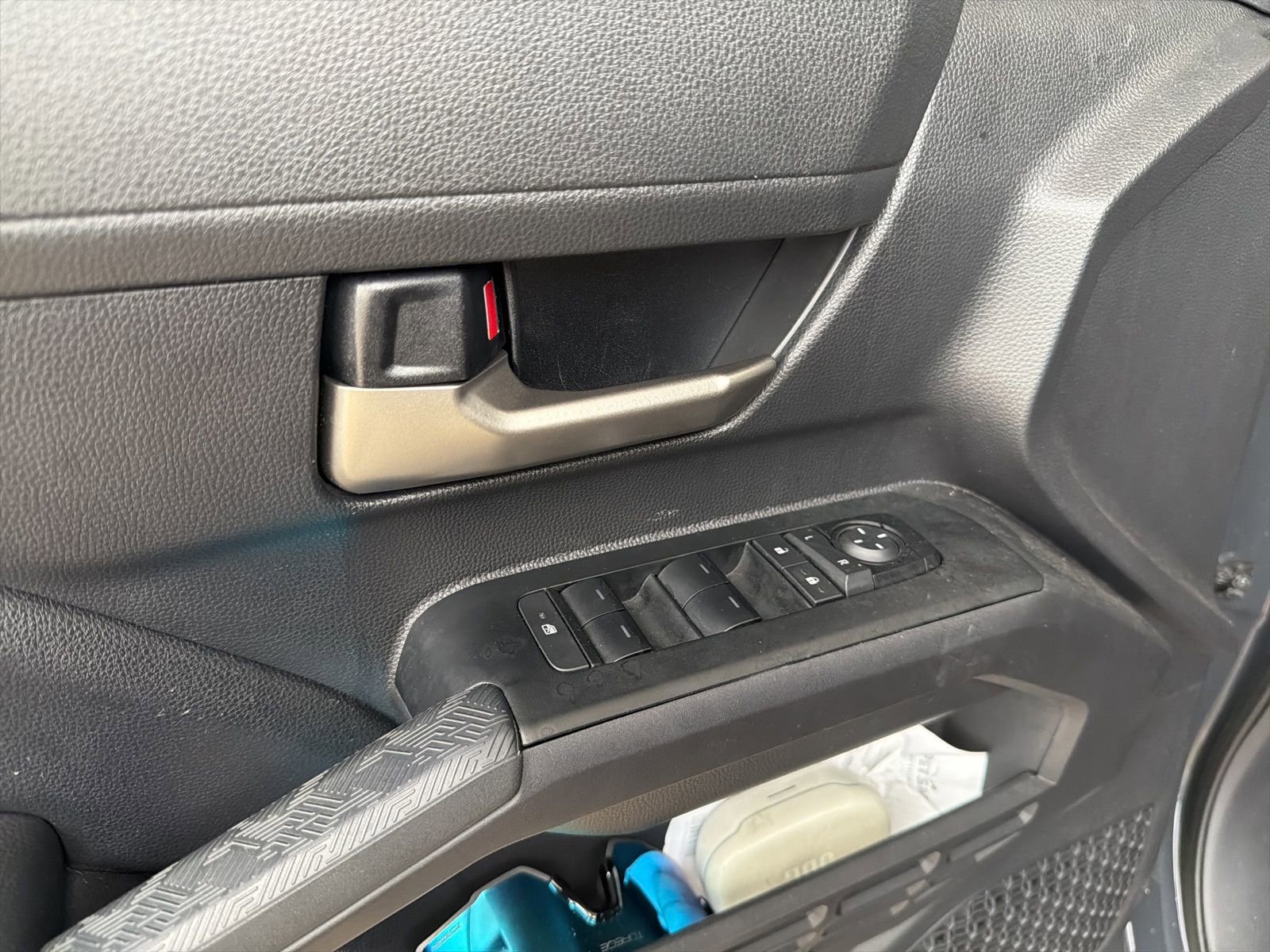 Used 2025 Toyota Tacoma TRD Off-Road image 18