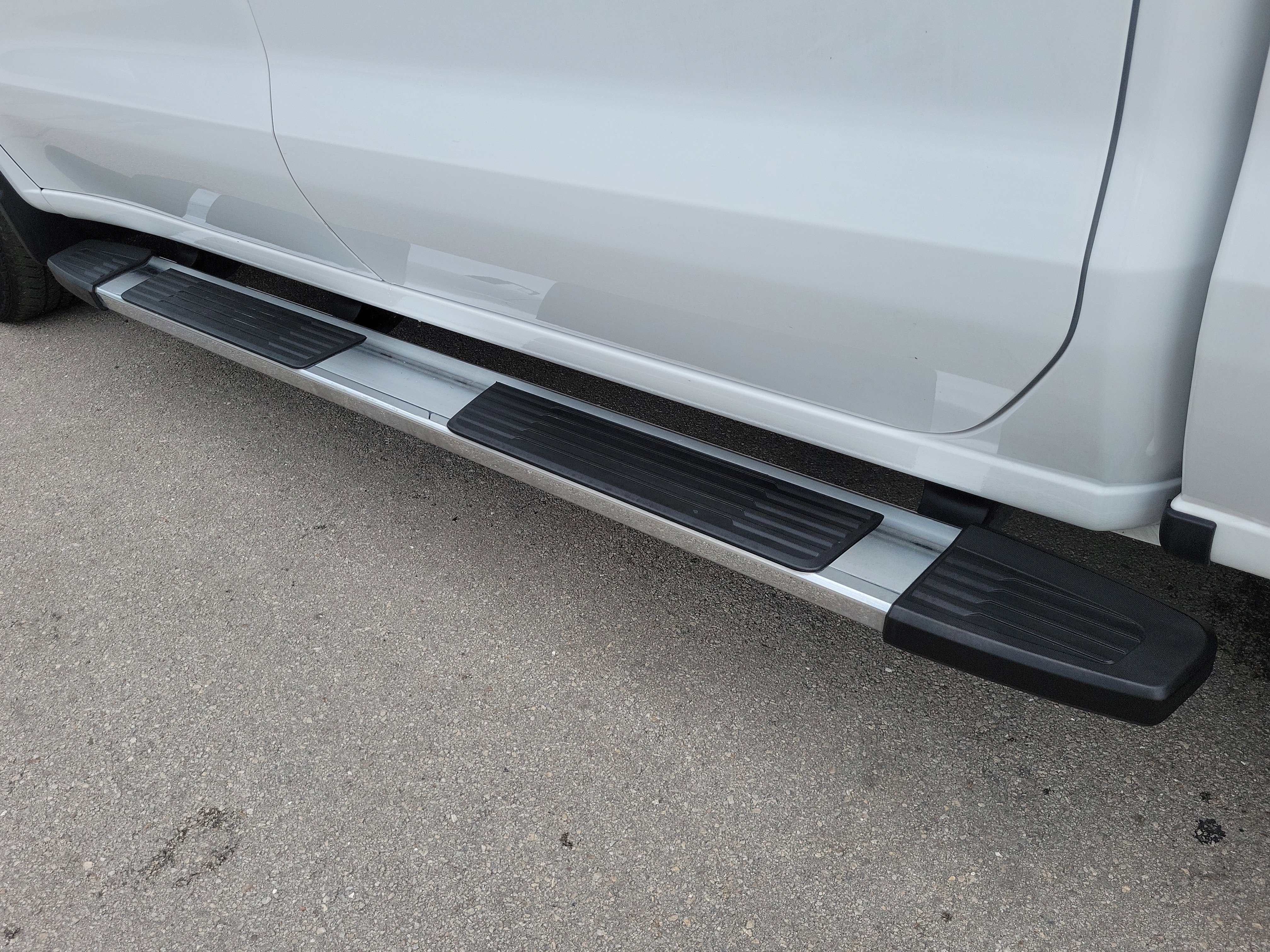 Used 2024 Chevrolet Silverado 1500 Custom RWD image 29