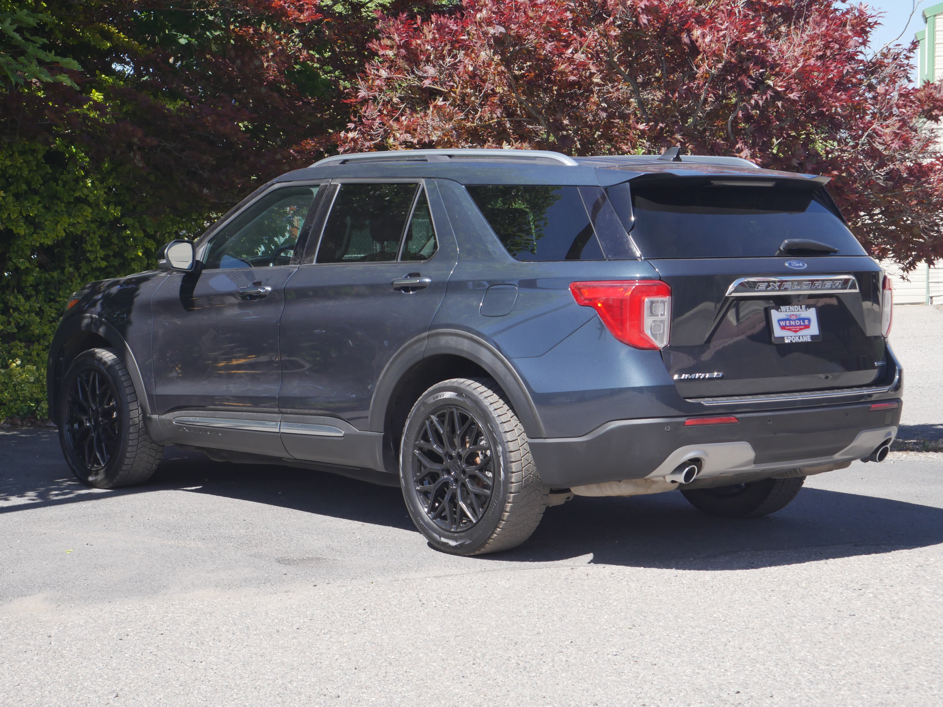 Certified 2022 Ford Explorer Limited AWD/4WD image 19