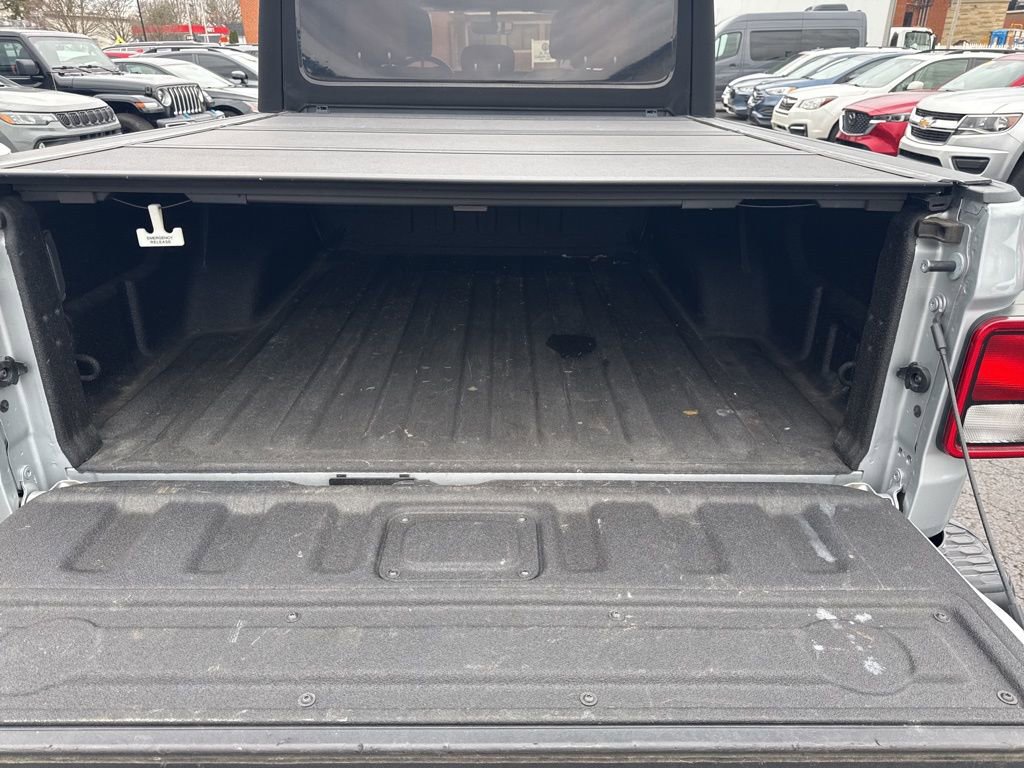 Used 2023 Jeep Gladiator Rubicon w/ Cold Weather Group image 57