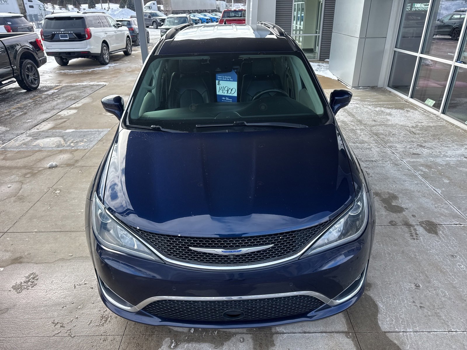 Used 2018 Chrysler Pacifica Touring-L Plus w/ Advanced Safetytec Group image 12