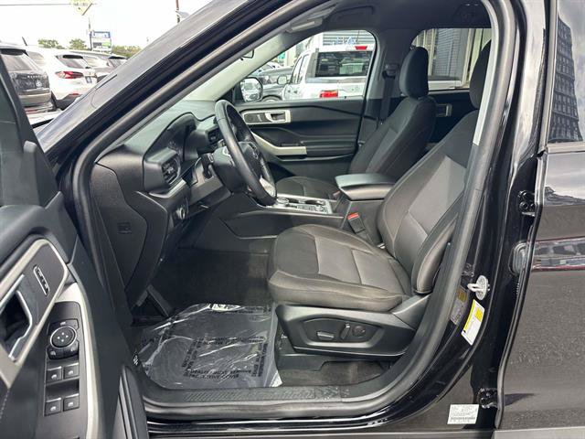 Certified 2023 Ford Explorer XLT AWD/4WD image 12