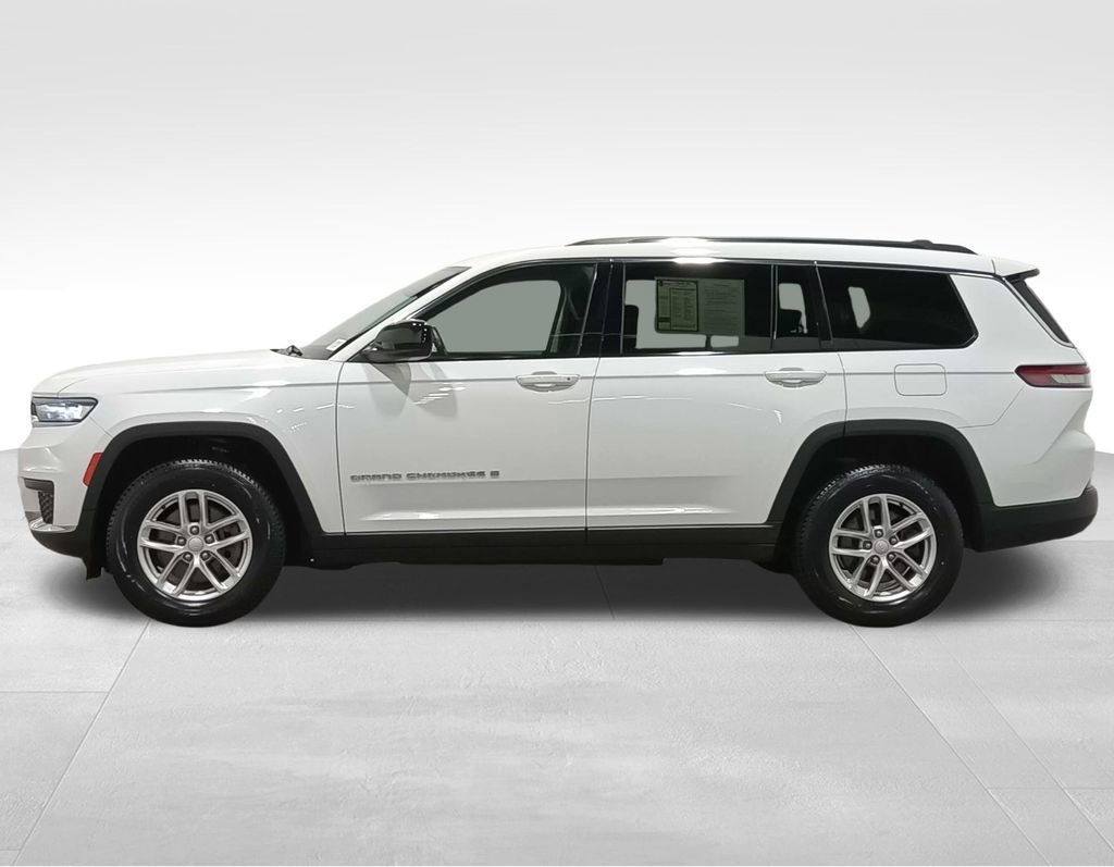 Used 2021 Jeep Grand Cherokee L Laredo w/ Luxury Tech Group I AWD/4WD image 7